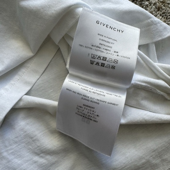 Givenchy White Graphic T-Shirt - Picture 5 of 6